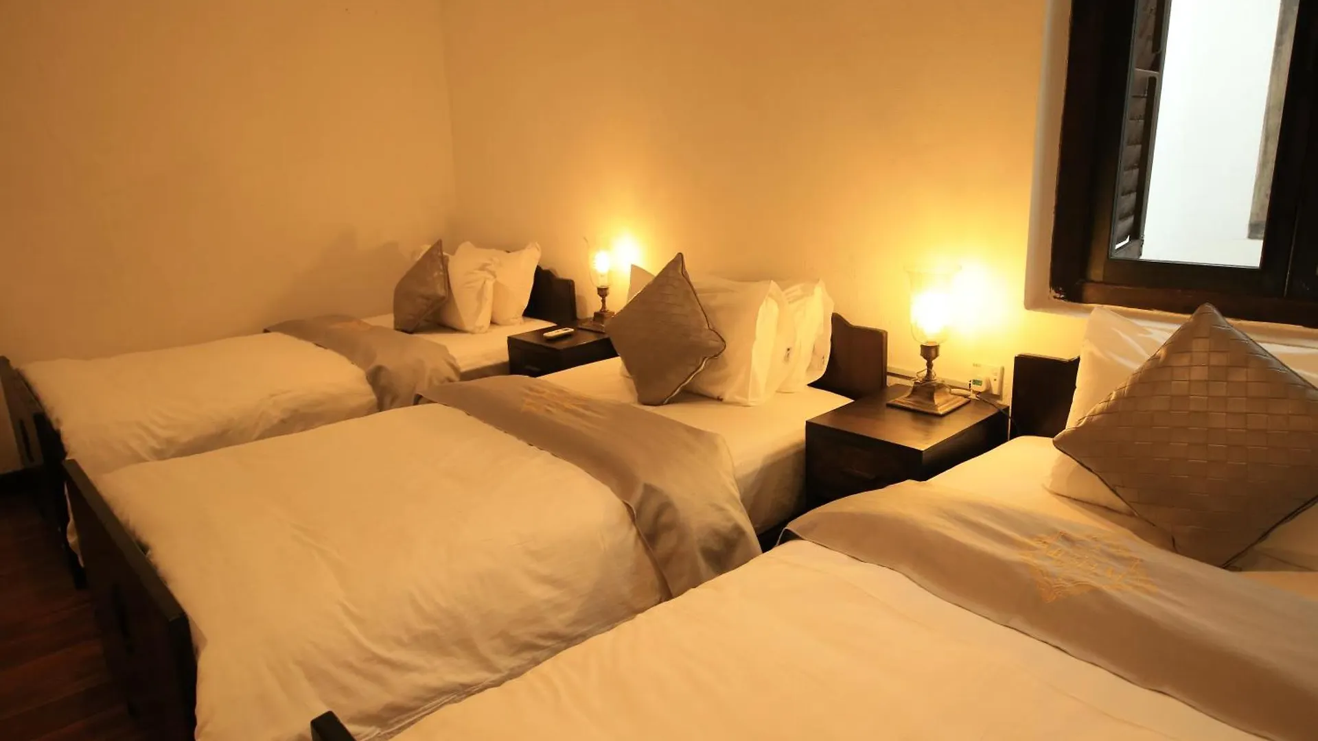 Museum Hotel George Town 3*,